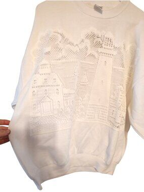 Casual Designs Country Lace Large Lighthouse White Sweatshirt Seashore READ